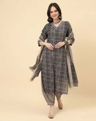 KIARA FESTIVAL - READYMADE HEAVY COTTON PRINTED TOP PANT DUPATTA SET