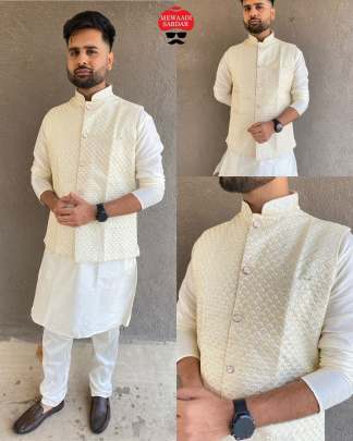 MANYAVAR KOTI 3.0 - MENS BANGLORI SILK KURTA PAJAMA WITH EMBROIDERED KOTI SET