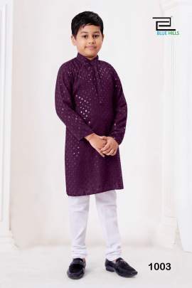 chikankari kurta trending